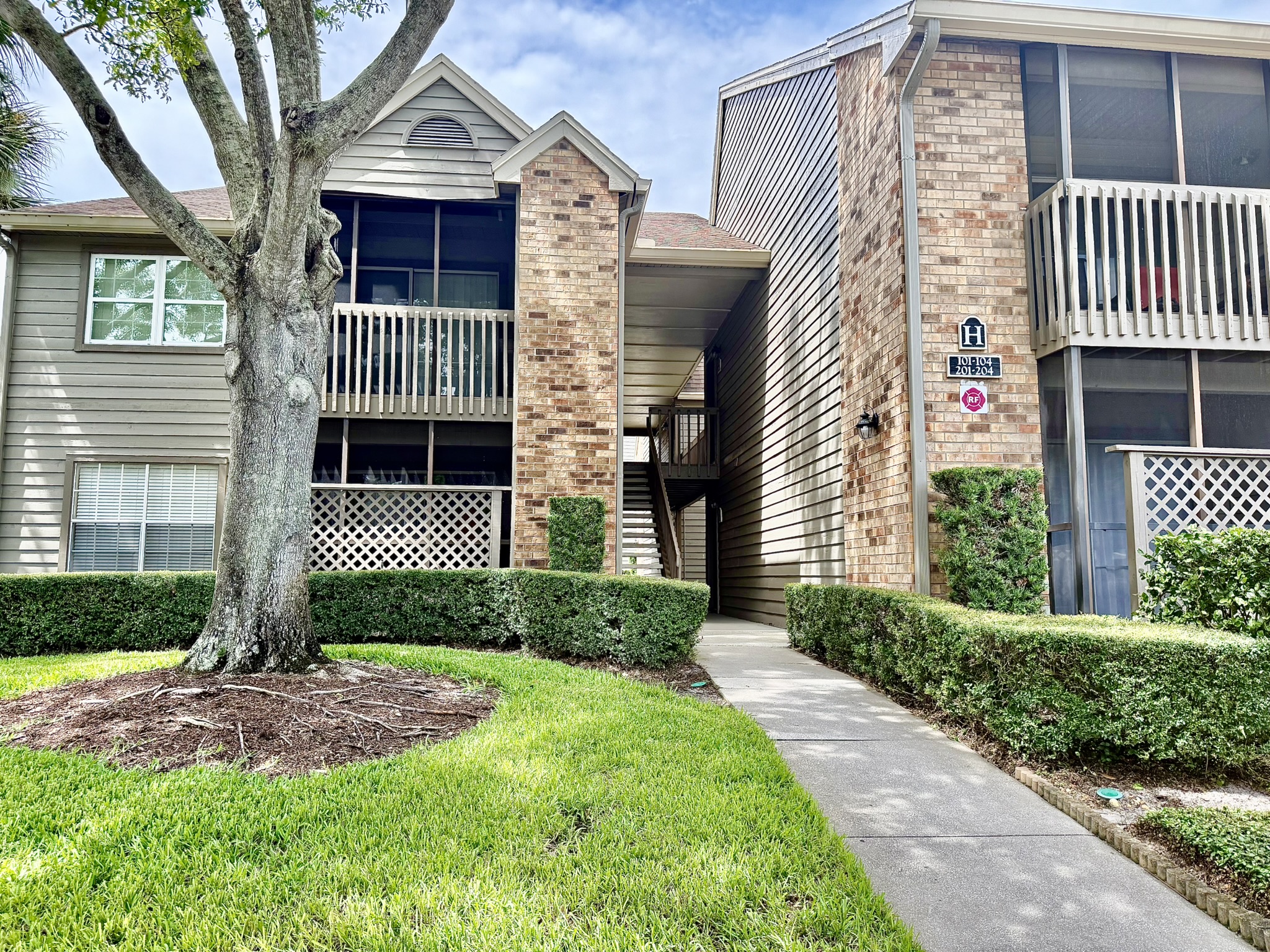 2500 Winding Creek Boulevard H202 - 1